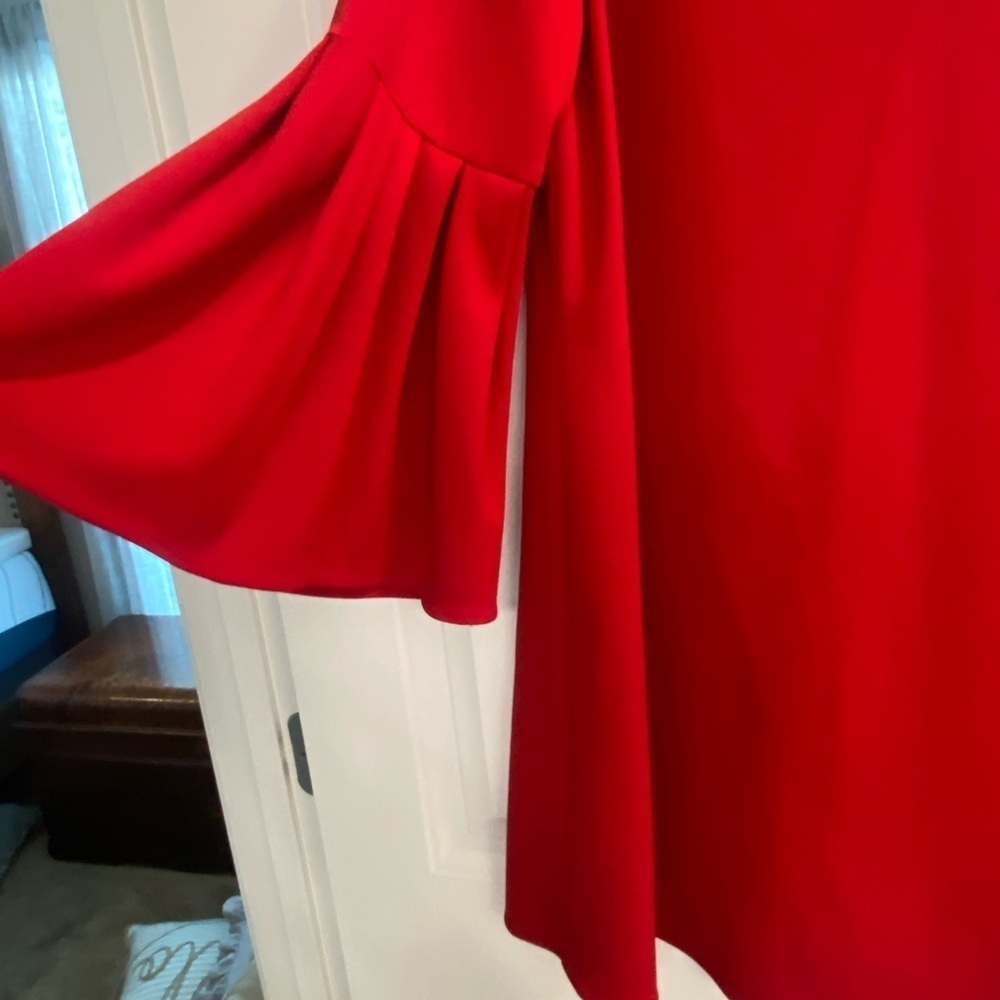Antonio Melani 12 long bell sleeve red polyester blend stretch sheath dress. - Picture 3 of 8